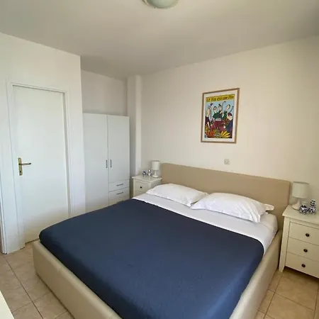 Apartment Leo *